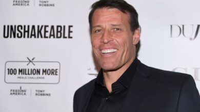 Tony Robbins Net Worth | Celebrity Net Worth