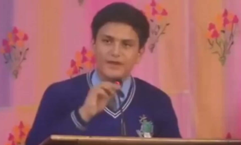 Viral video: Nepali student gives fiery speech on ’corruption’, netizens say, ’soon to launch a party’ | Watch Viral video: Nepali student gives fiery speech on ’corruption’, netizens say, ’soon to launch a party’ | Watch