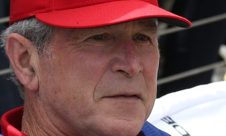 Why Bill Clinton, George W. Bush, and others get huge speaking fees Why Bill Clinton, George W. Bush, and others get huge speaking fees