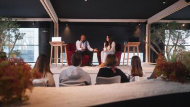 How To Start A 0-Per-Month Speaker Side Hustle In 2024