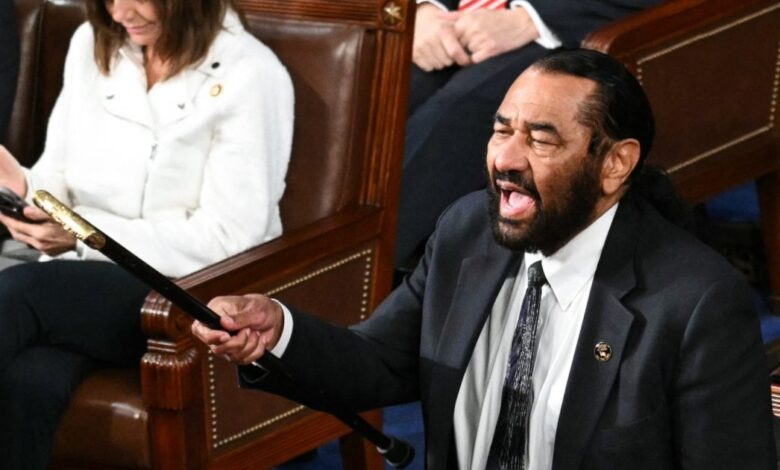 Rep. Al Green removed from House floor after Trump speech interruption Rep. Al Green removed from House floor after Trump speech interruption