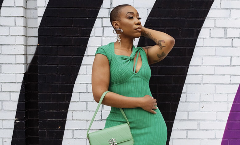 Stylist Lala Trips Shows How To Wear 2022 Summer Fashion Trends Stylist Lala Trips Shows How To Wear 2022 Summer Fashion Trends