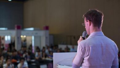 6 Steps To Becoming A High-Paid International Speaker