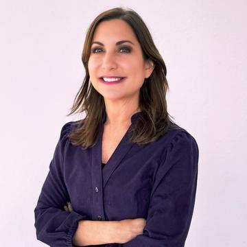 Dara Kalvort