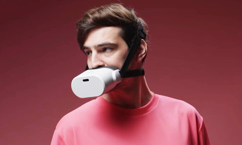wearable soundproof microphone for mouth muffles voice of people who talk loud in public wearable soundproof microphone for mouth muffles voice of people who talk loud in public