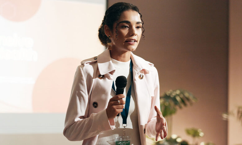 How to Use AI to Become a Better Speaker