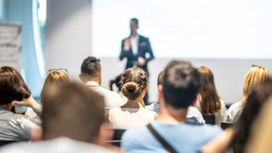 5 Steps to Start Making Money as a Public Speaker